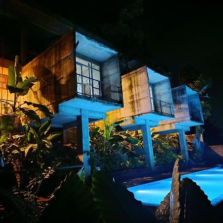 Kandy Bird Villas 외부 사진